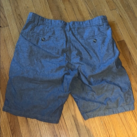 Shorts - Picture 2 of 3